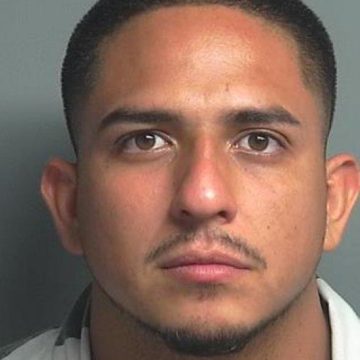 MIB SAVE BABY ON TRAFFIC STOP