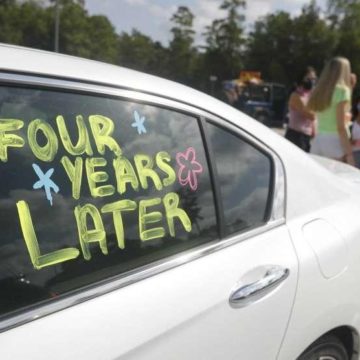 The Woodlands High seniors enjoy drive-up celebration