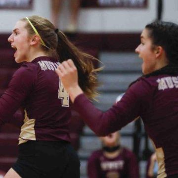 img_5f7d4c8d14c4a VOLLEYBALL: Mustangs continue win streak against rival Magnolia