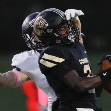 FOOTBALL: Conroe routs Dulles for third straight victory