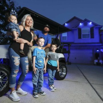 ‘Shine a light’: Conroe subdivision goes blue in support of police