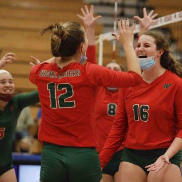 VOLLEYBALL: The Woodlands rallies for five set win at Grand Oaks