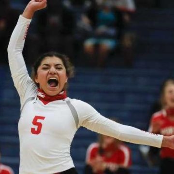 Porter volleyball edges New Caney, earns playoff berth