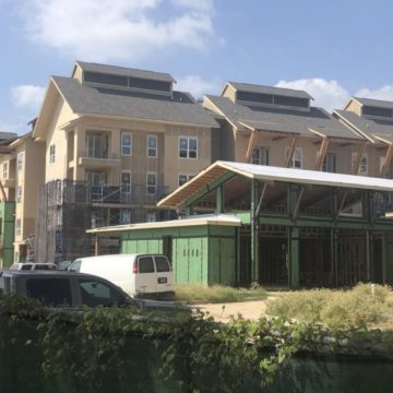 img_5fa5e5ae47370 360-unit Creekside Park apartments near completion on Kuykendahl Road