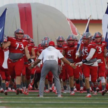 FOOTBALL: Splendora clinches playoffs; Harper reaches 100 touchdowns