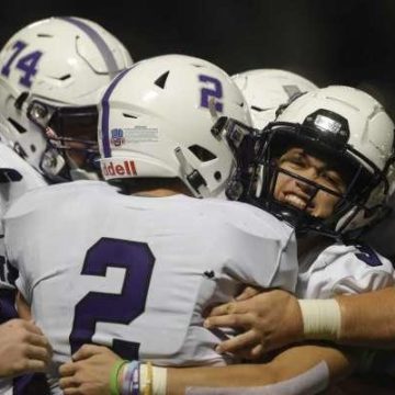 Willis converts late to beat Conroe, earn playoff spot