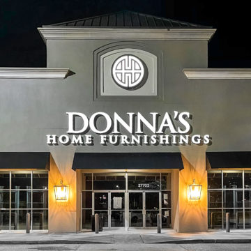 The J. Beard Real Estate Company represents Donna’s Home Furnishings in a lease at Wood Ridge Plaza in The Woodlands