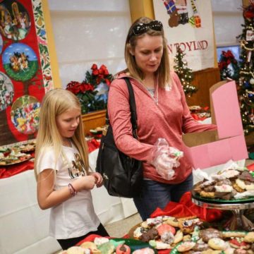 Montgomery set for Christmas parade, ‘Cookie Walk’