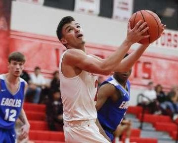 HOOPS ROUNDUP: Splendora boys win; Huetter scores 33 for Magnolia girls