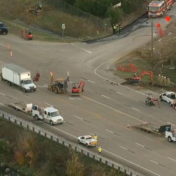 Gas leak to close Hwy 105 in Conroe into the evening
