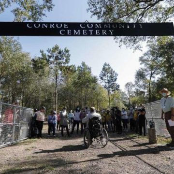 Historic Conroe cemetery group asks for help in identifying graves
