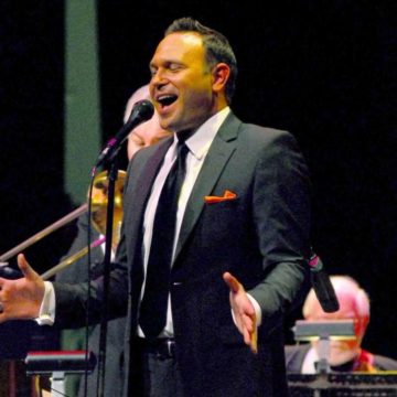 Five hundred free tickets available to Woodlands Symphony, Jazz Orchestra ‘Swinging Christmas Concert’