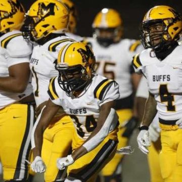 Fort Bend Marshall eliminates Montgomery in area round