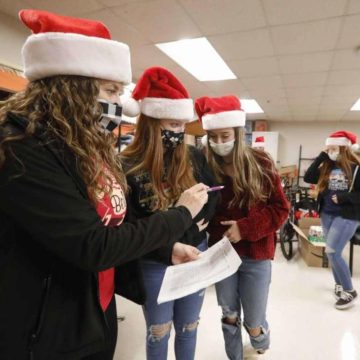Holiday gift drive ensures Conroe students have a Christmas
