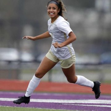 GIRLS SOCCER: Stinson takes over young Conroe team
