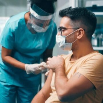 Conroe’s Lone Star Family Health Center designated as COVID-19 vaccination hub, receives 2,000 doses