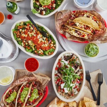 Chipotle opens location on Sawdust Road