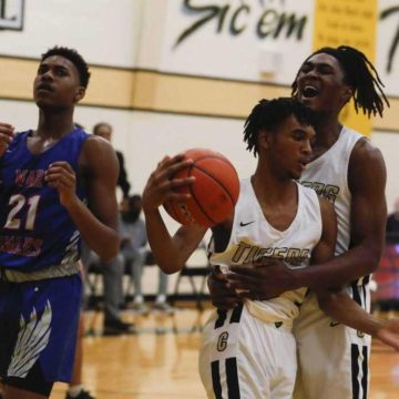 BOYS HOOPS: Conroe earns key district win over Oak Ridge