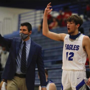 BOYS HOOPS: New Caney clinches first playoff berth since 2016