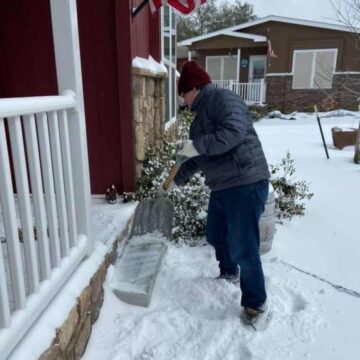 img_602e92f106501 Acts of kindness warm hearts in Conroe communities during winter storm