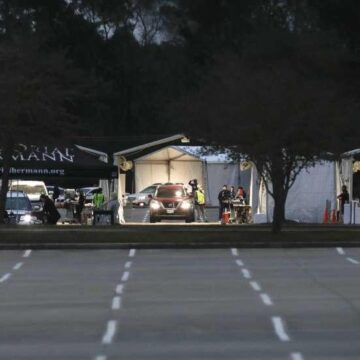 Conroe ISD urges state to include teachers in vaccine rollout