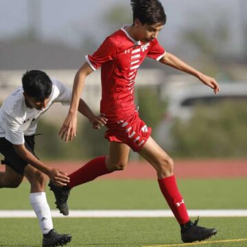 BOYS SOCCER: Splendora advances with late rally against Sealy