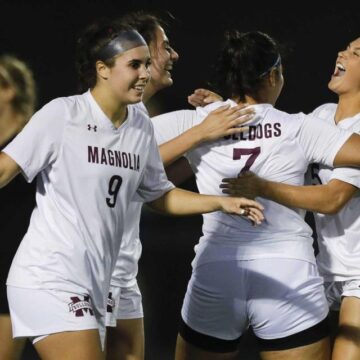 GIRLS SOCCER: Magnolia shuts out Foster, reaches region final