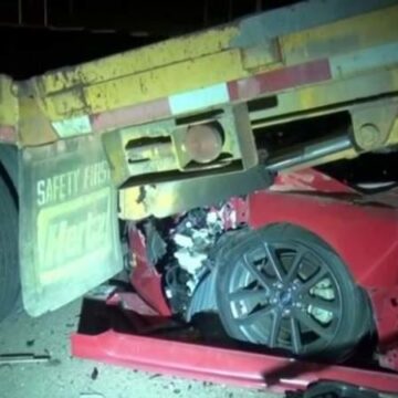Man killed, 5-year-old boy critically injured after car slams into 18-wheeler in Montgomery County, deputies say