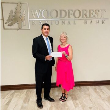 YES to YOUTH receives $30,000 from Woodforest Charitable Foundation