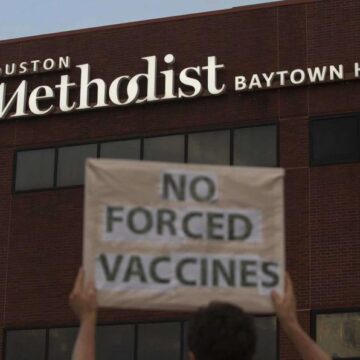 Former Houston Methodist employees sue hospital for wrongful termination over COVID vaccine mandate