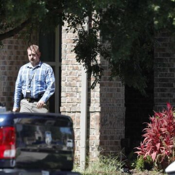 Porter High student charged with murder of HPD officer’s son