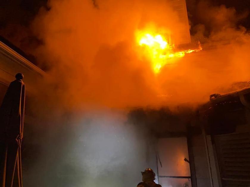 4SQUL2_0dlwkZ6W00.jpg The Woodlands Fire Department Rescues A Woman and Dog from House Fire in Cochran’s Crossing