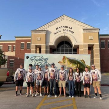 Jaguar Fueling Services Makes Donation To Magnolia High School Fishing Team
