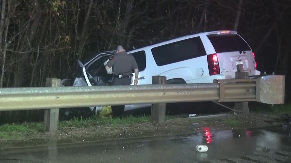 3cGZTe_0jeqodKL00.jpg 2 killed in violent head-on crash in Montgomery County, officials say