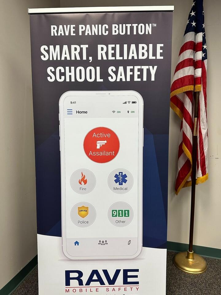 39dbGz_0k8pVgz600.jpg Rave Panic Button Announced For All 130 Montgomery County School