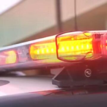 Authorities involved in chase with 18-wheeler last reported going the wrong way on I-69 south of downtown Houston