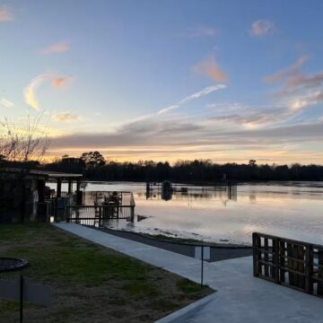 Authorities monitoring for major flooding along E. Fork of San Jacinto River in NE Harris, SE Montgomery Counties