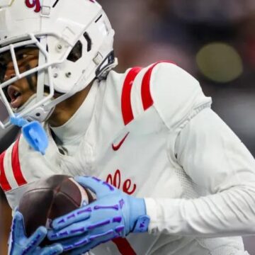 Vote: What was the top Texas high school football play in Week 2?