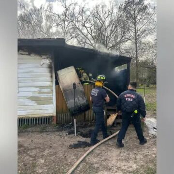 0mwU0H_188VgTZ000.jpg Woman, animals rescued from Old Town Spring house fire, officials say