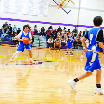 BMS teams face Carrizo Springs