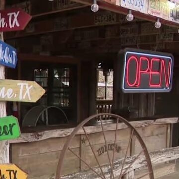 Winter weather leaves Montgomery County restaurant quiet, owner says slow days cost her thousands