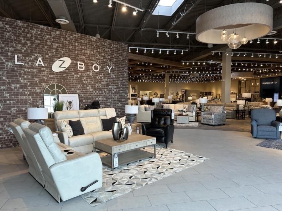 3pMs5I_17u2ui2r00.jpg La-Z-Boy now open along Grand Parkway in Tomball