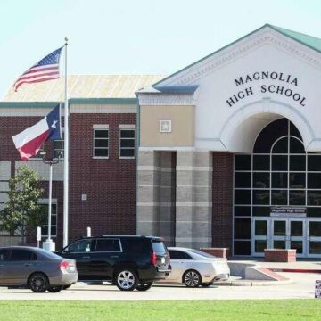 Houston-area Magnolia ISD board votes to create daily prayer period under new Texas law