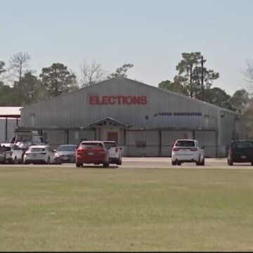 063QXd_19EDNY2S00.jpg Montgomery County condensing polling locations for March primary, election administrator says