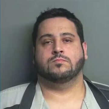 Ex-Harris County prosecutor flashed badge during arrest for allegedly choking girlfriend, cops say