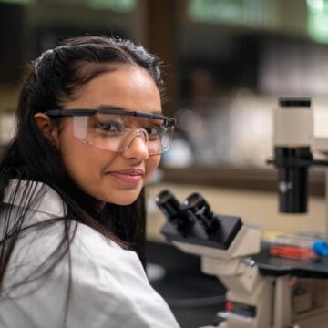 Lone Star College Sets Record Spring Enrollment Amid National Shift Toward Community Colleges