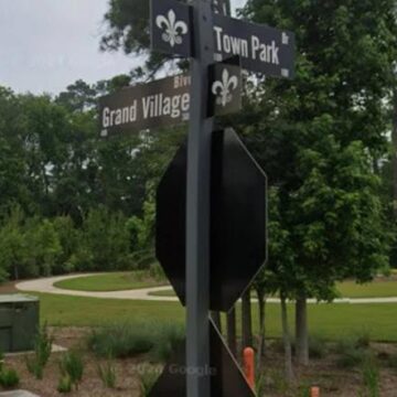 Conroe Woman, 72, Fatally Hit In Crosswalk By Turning Pickup