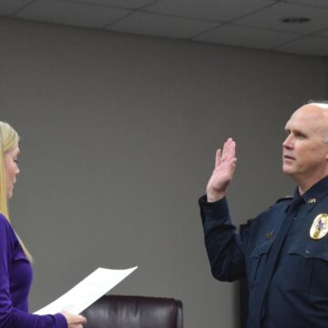 Oak Ridge North swears in new police chief