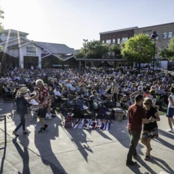 Market Street’s Rodeo Season Lineup features Concert, Line Dancing and Photo Opp