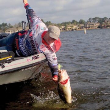 2wk8pC_19ATIifh00.jpg Following The Bass Spawn Into Creeks on Lake Conroe